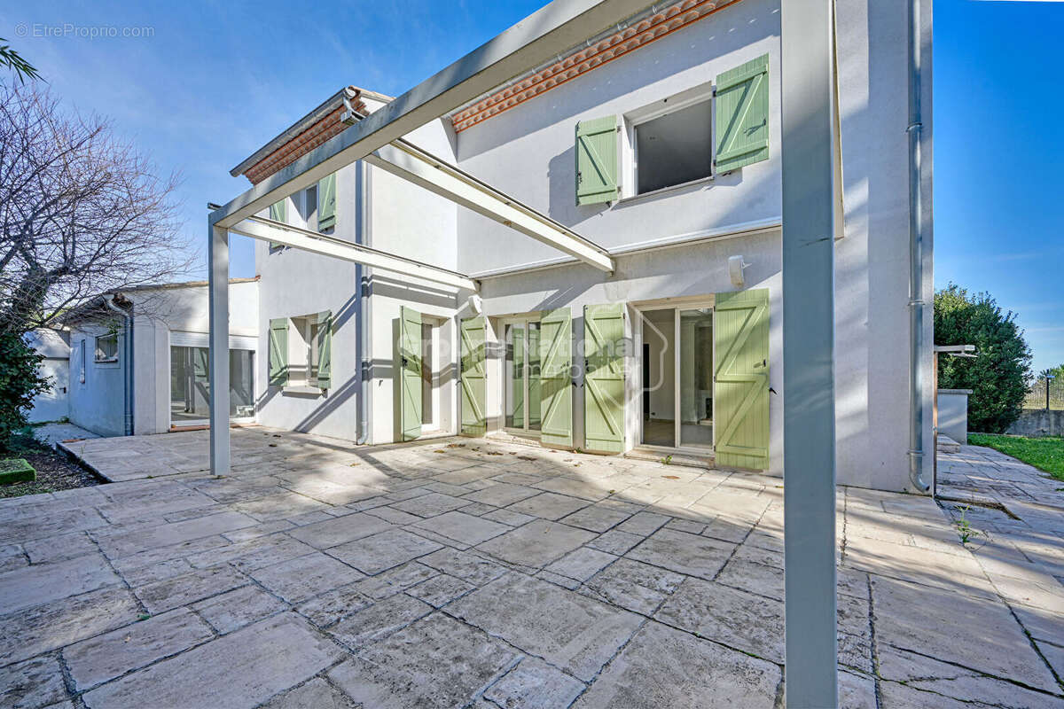 Maison à BERNIS