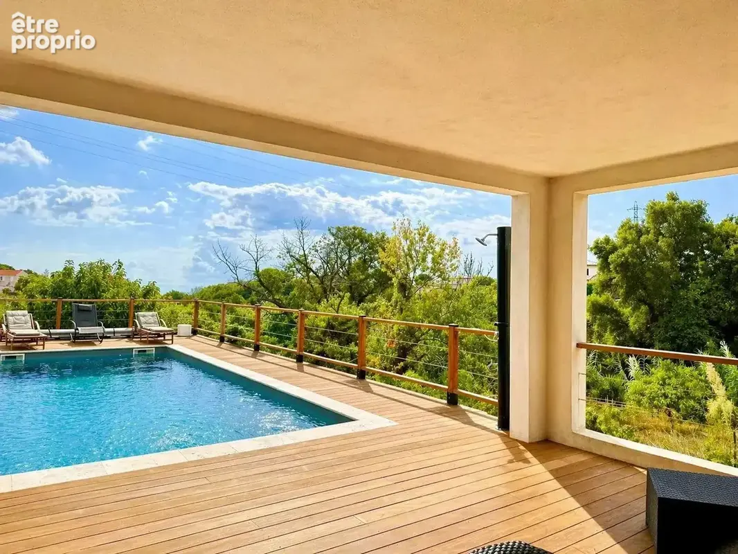 Maison 6 pièces 175 m² à vendre à Bastia (20600) - photo 1