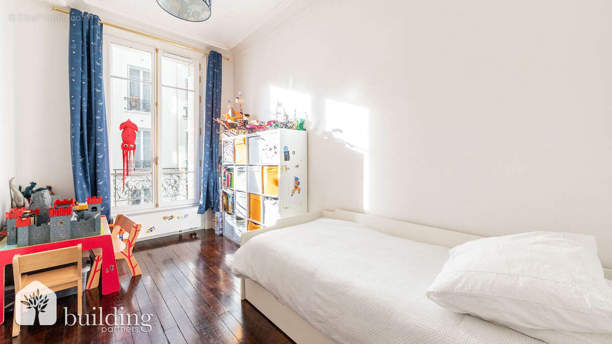 Jouffroy d'Abbans / Tocqueville Paris 17ème - Appartement 6 pièces 170,19 m² avec 2,56 m² de balcon - photo 12