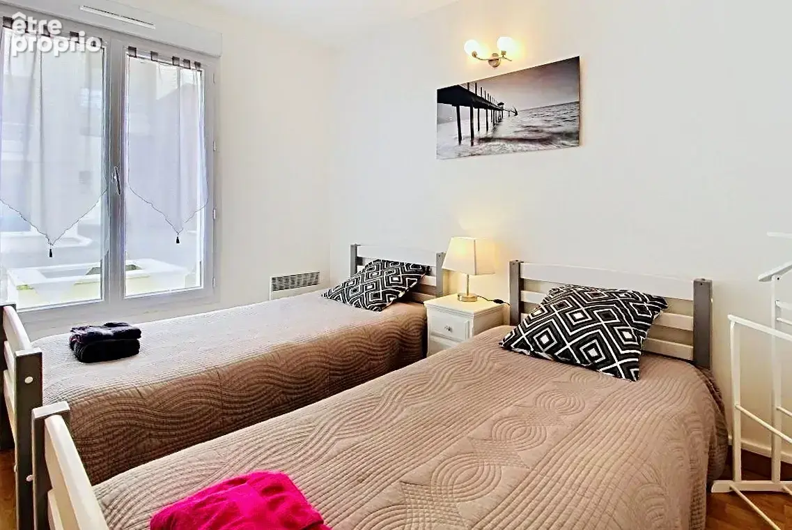 Perros Guirec - Grand Appartement Récent au Coeur du Centre Ville - Emplacement très Recherché - photo 6