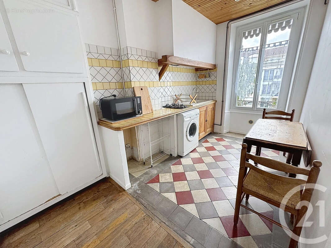 Appartement 42 m² à Lyon-3e  - photo 4