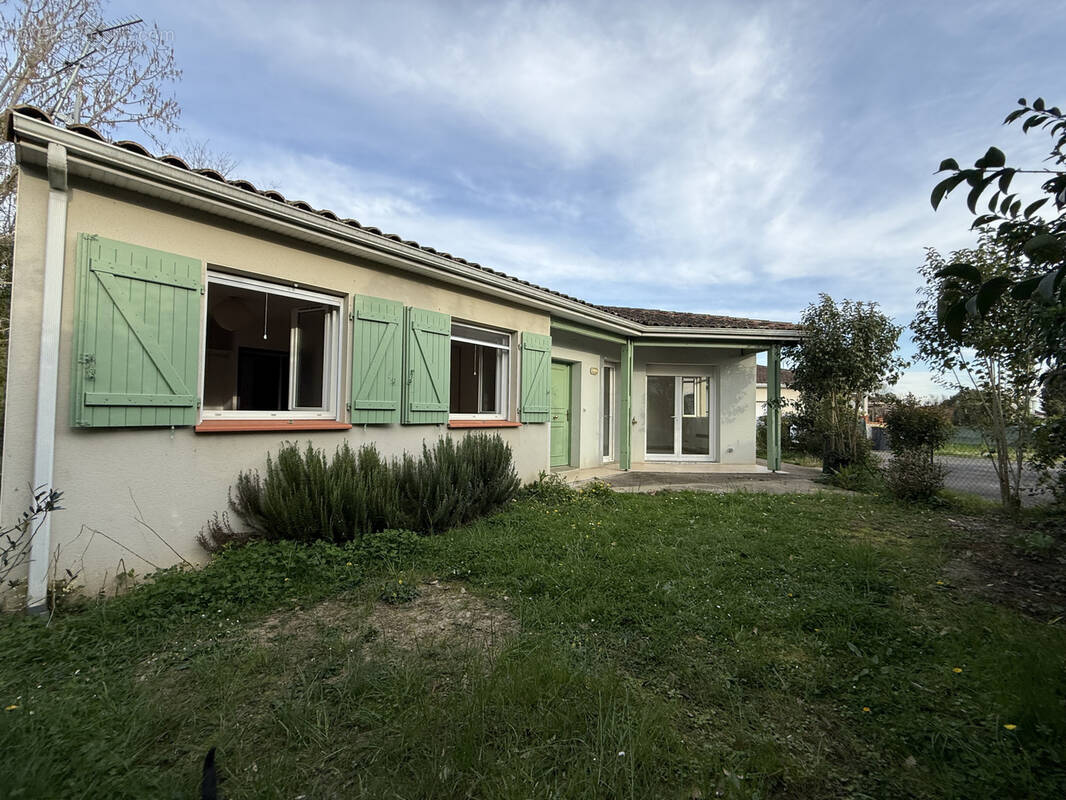 Maison à DIEUPENTALE