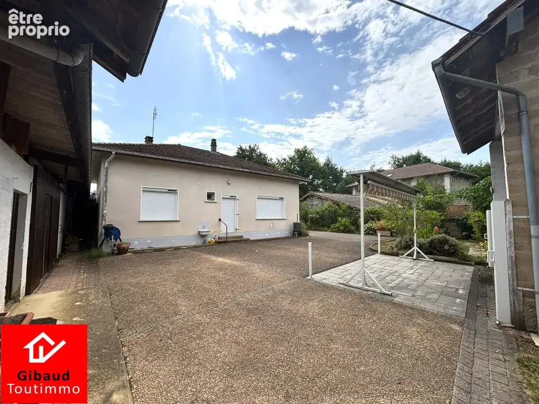 Photo Maison à Dommartin au prix de 267 000€