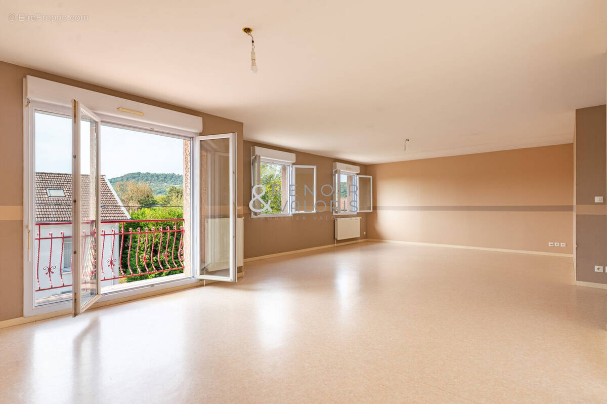 Appartement à NEUVES-MAISONS