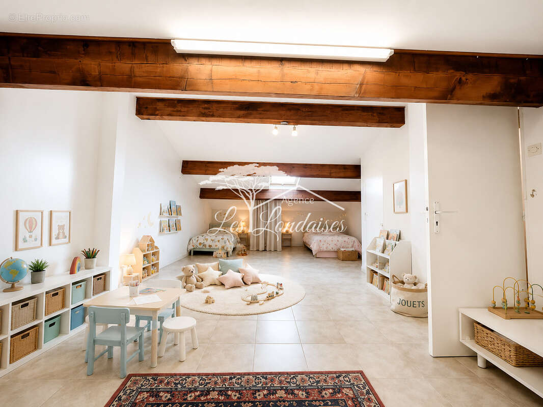 Maison 85 m2 à vendre à La Londe-les-Maures   Centre-ville   3 chambres   Garage   Véranda - photo 6