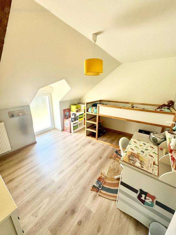 Maison à MINIAC-MORVAN