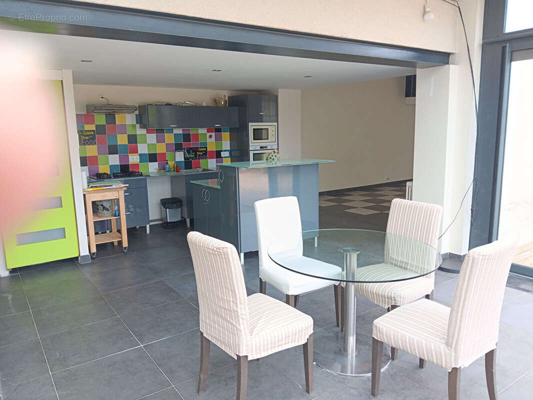 Maison à SAINT-CYR-SUR-LOIRE