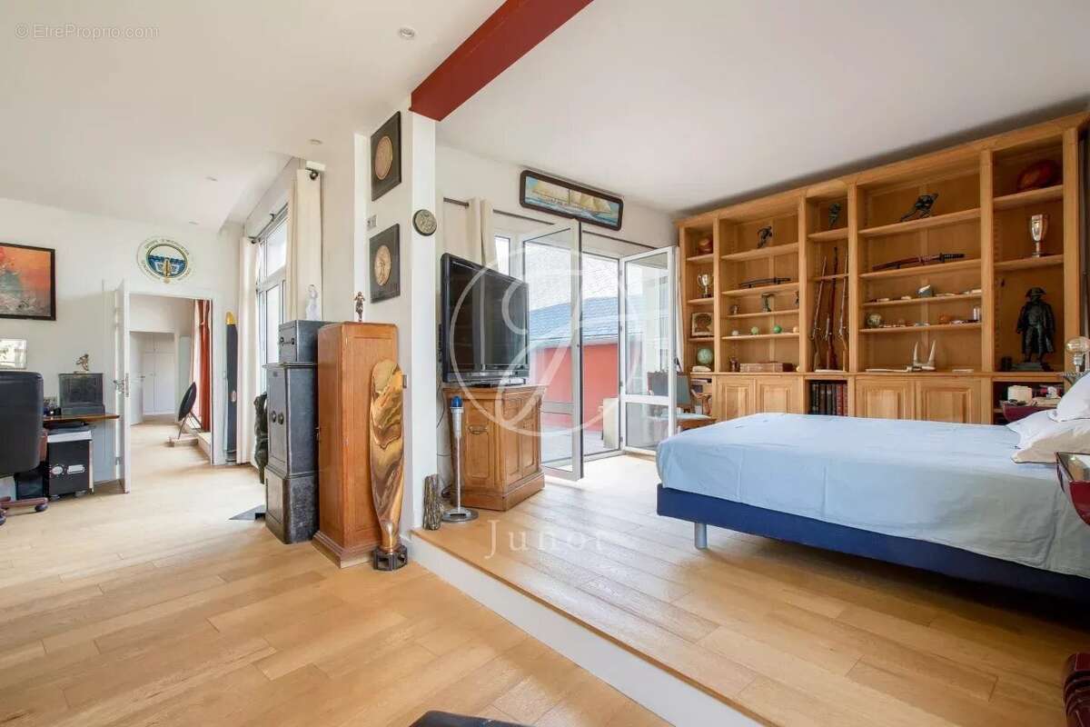 Appartement à VERSAILLES