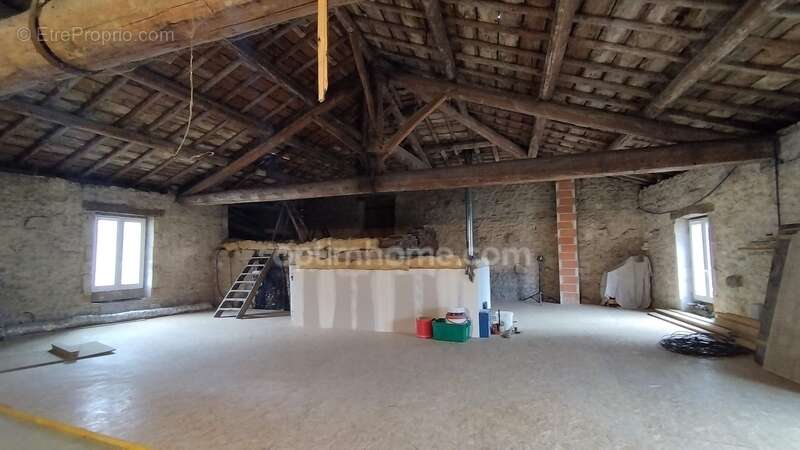 Maison à NAIVES-ROSIERES