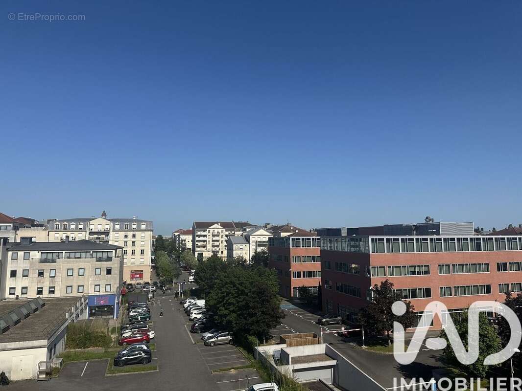 Photo 9 - Appartement à BUSSY-SAINT-GEORGES