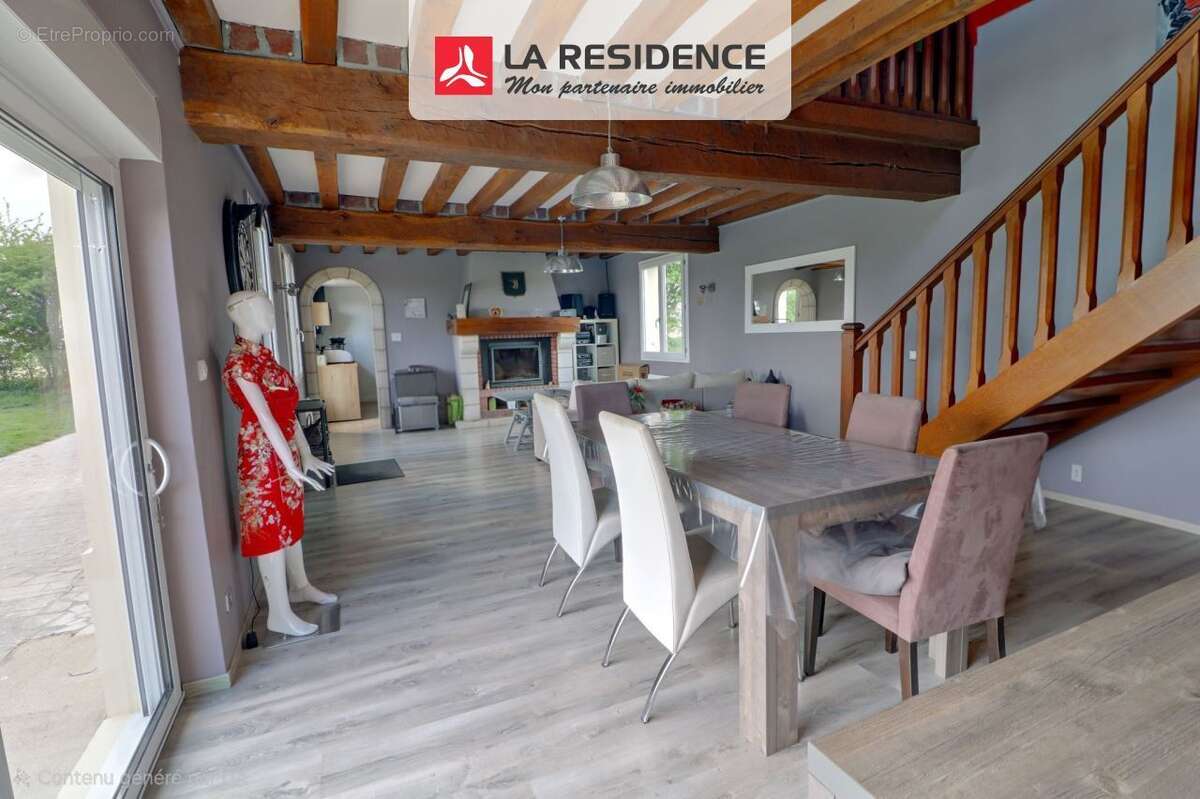 Maison 154 m² à Rocquemont  - photo 2