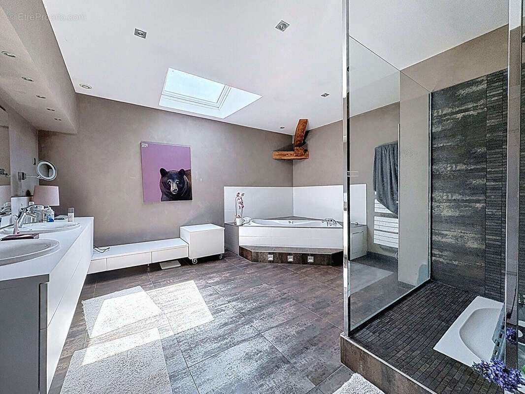 Maison à BOURG-EN-BRESSE