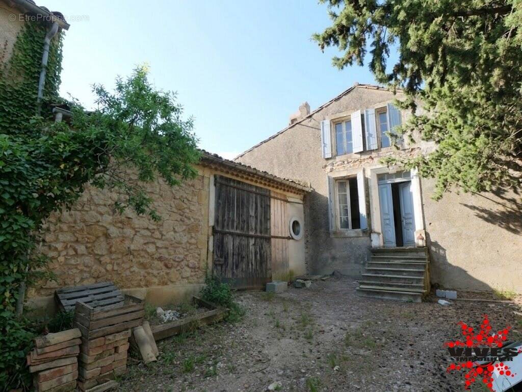 Maison à CREISSAN