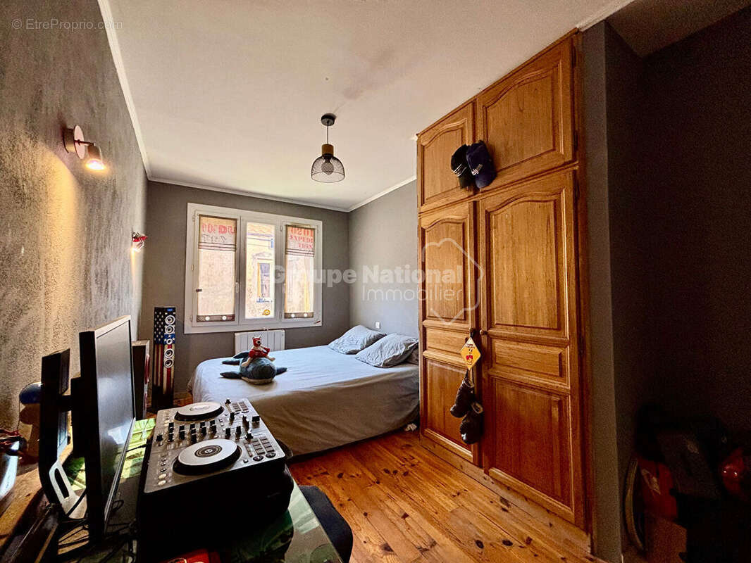 Maison Saint Nazaire de Pezan 6 pièce(s) 117 m2 avec terrasse et piscine - photo 10