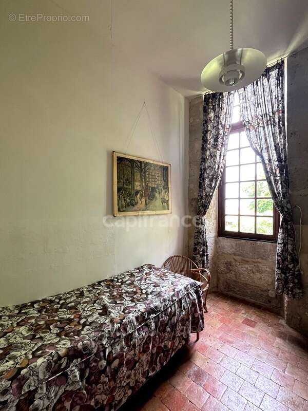 Maison à SAINT-CLAR