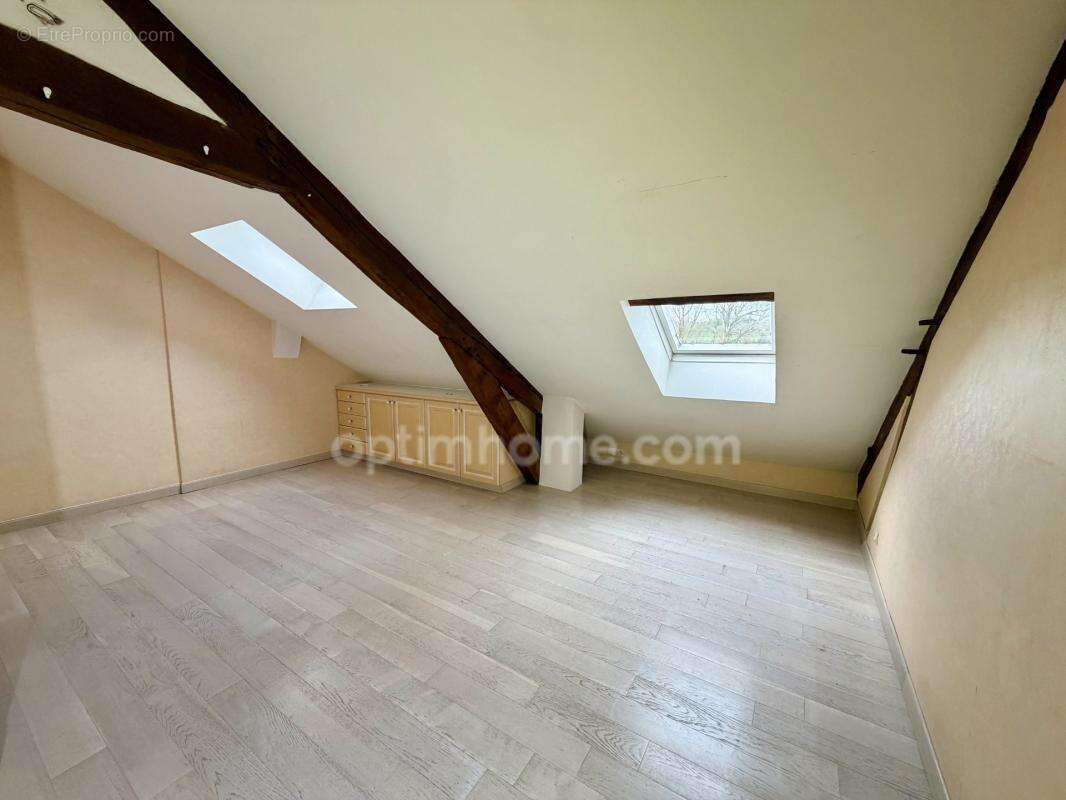 Appartement en duplex spacieux et lumimeux - proche centre ville - lisieux (14) - photo 21