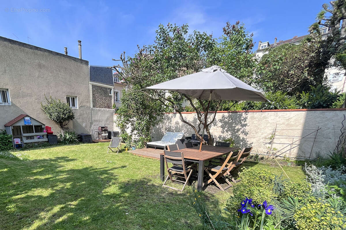 Appartement à SEVRES