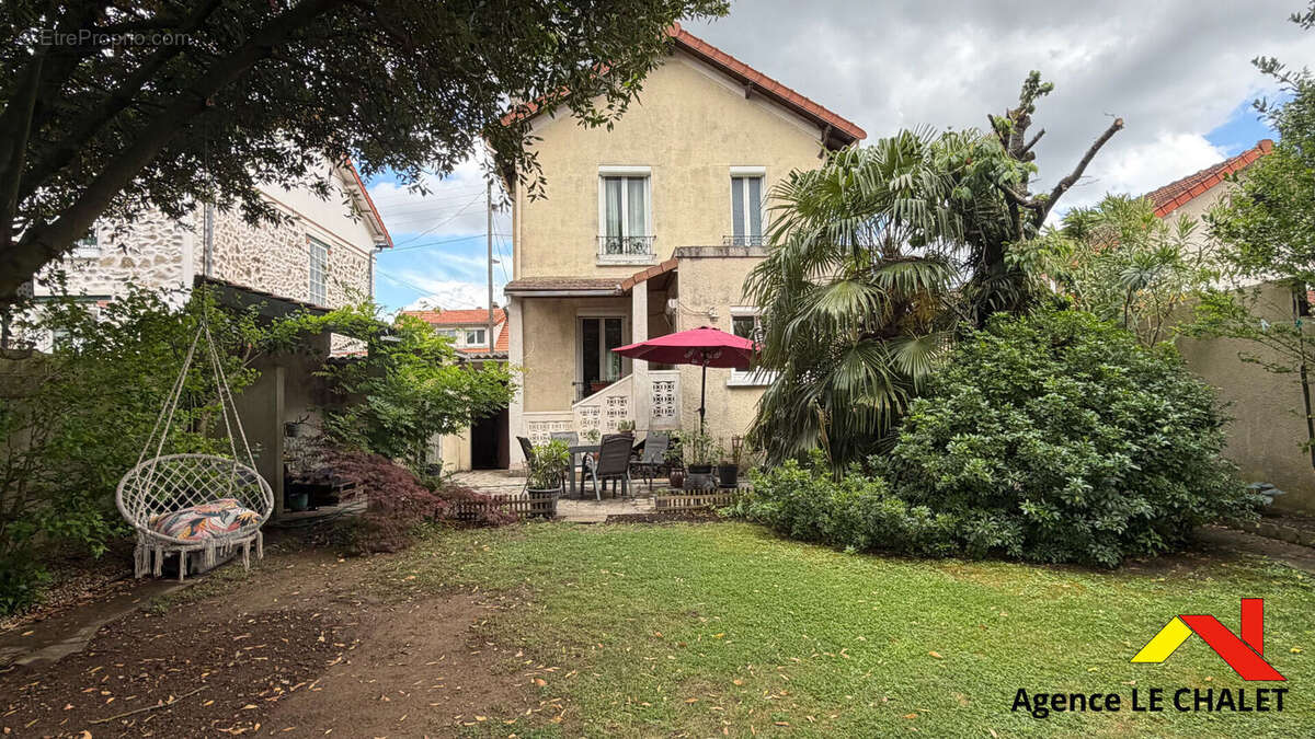 Maison à VILLENEUVE-LE-ROI