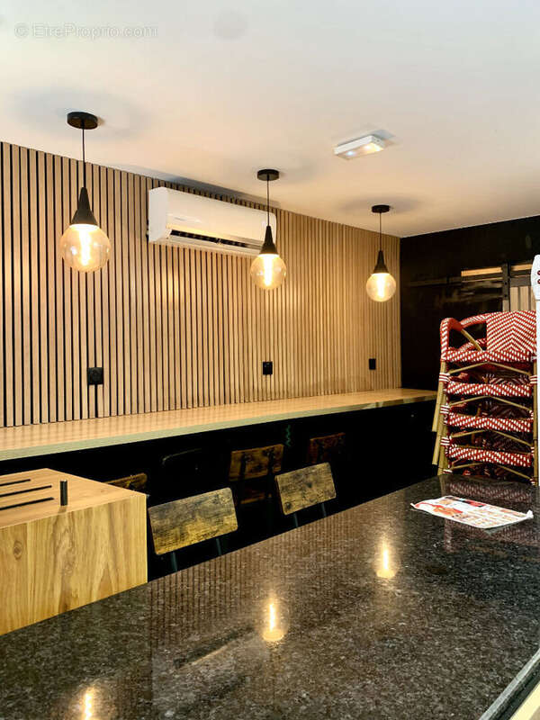 Commerce à TARASCON