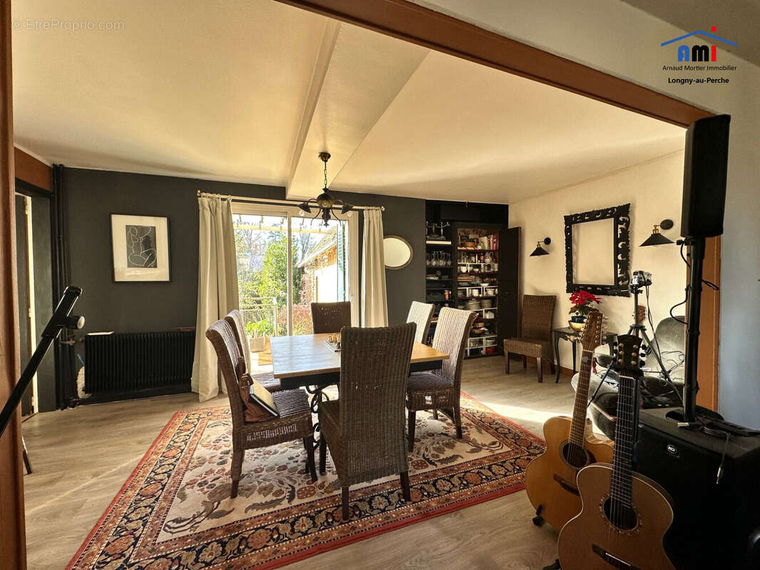 Maison à LONGNY-AU-PERCHE