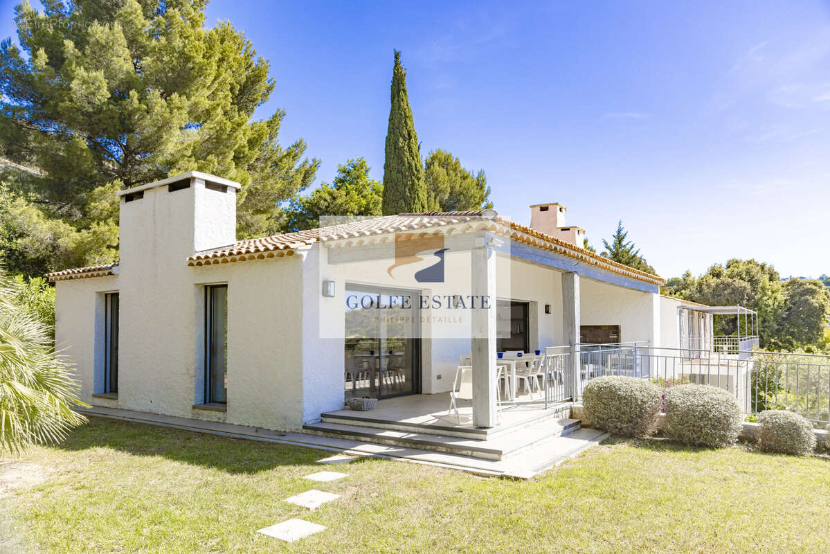 Maison à LA CROIX-VALMER