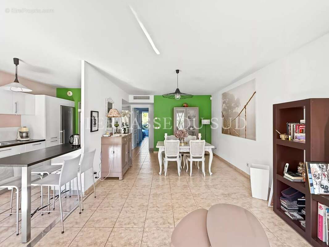 Appartement à MARSEILLE-8E