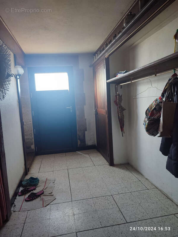 Maison à LA CHARTRE-SUR-LE-LOIR