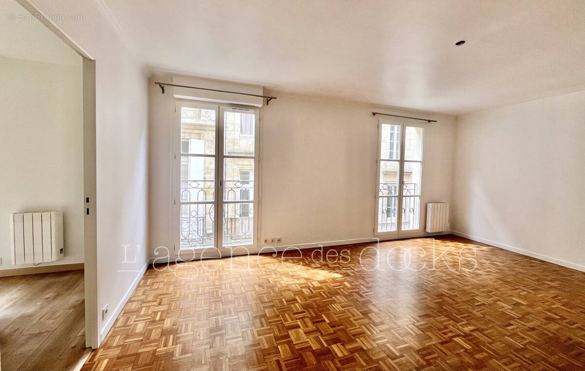 Bordeaux hyper centre - rare appartement t3 + poss. place de stationnement - photo 2