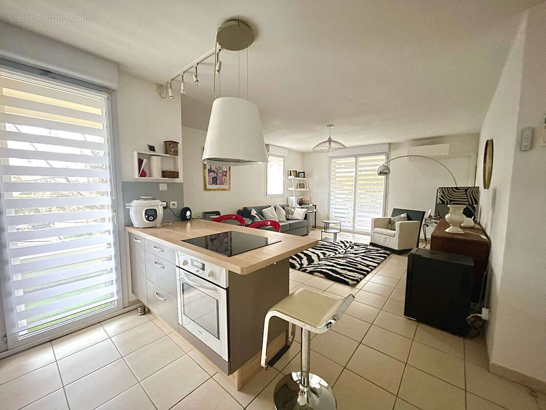 Photo 2 - Appartement à LATTES