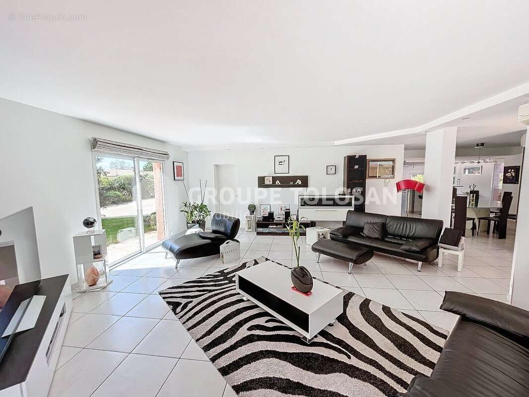 Maison à MONTASTRUC-LA-CONSEILLERE