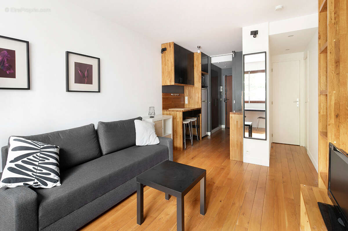 Appartement à PARIS-11E