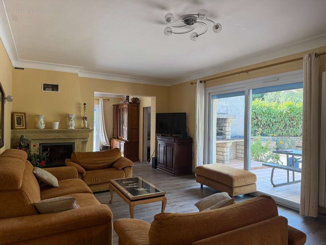 Maison à vendre 5 pièces  terrain, piscine LAVAL PRADEL (30) - photo 2