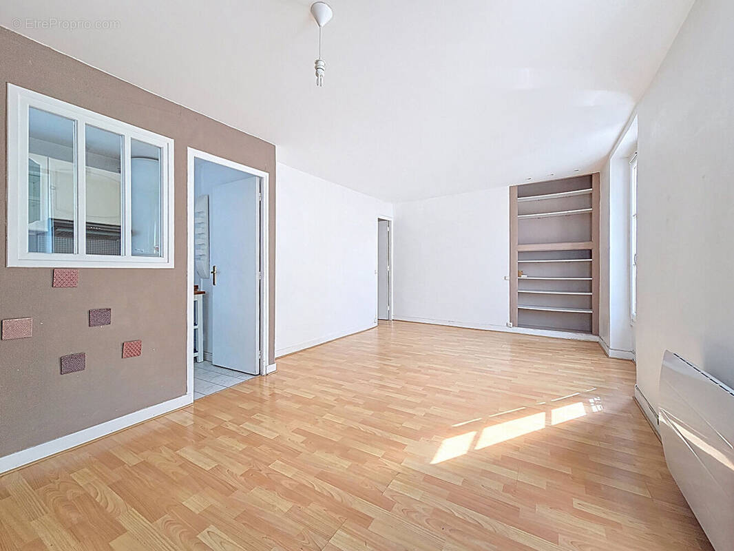 Appartement à BOURG-LA-REINE