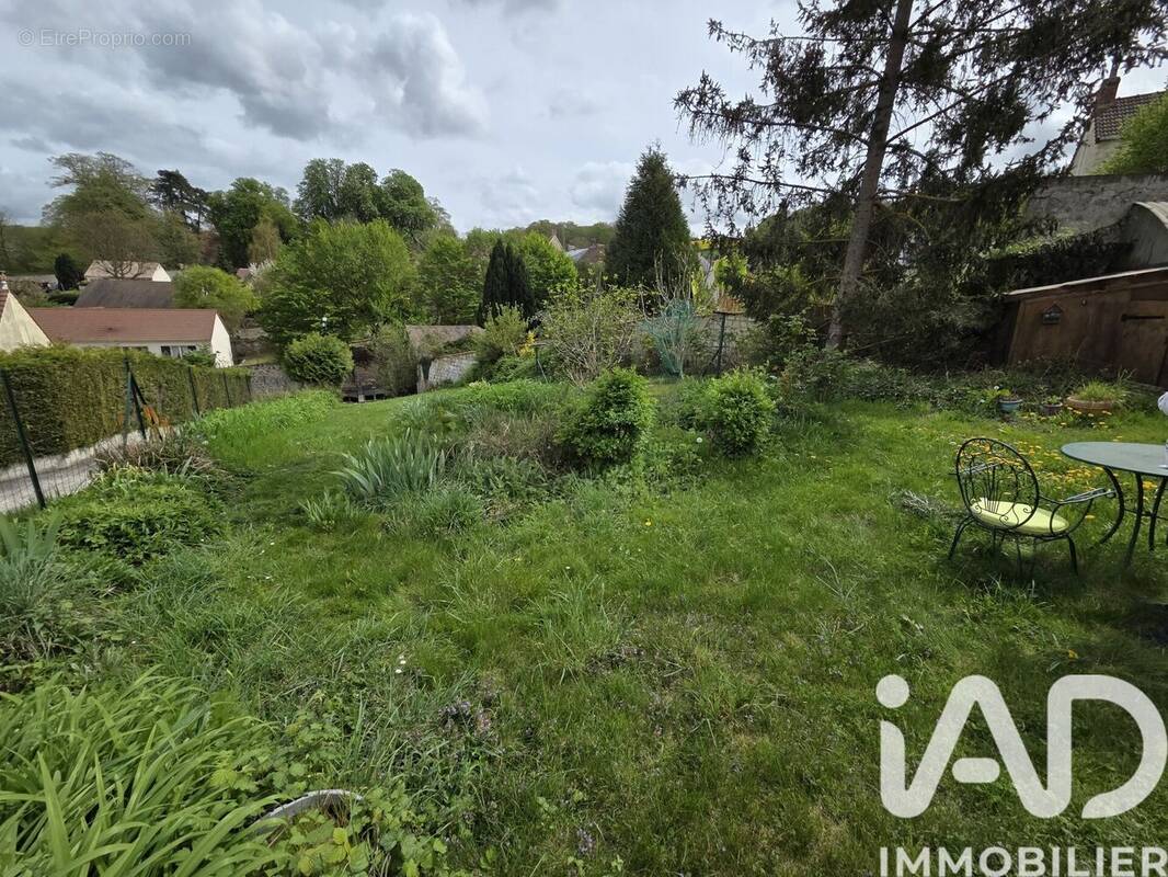 Photo 1 - Terrain à NOISY-SUR-OISE