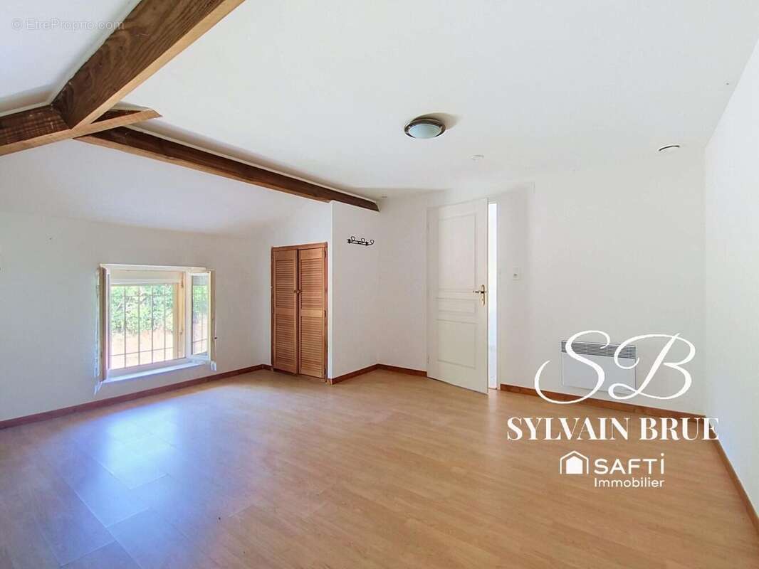 Maison 187 m² à Cazes-Mondenard  - photo 8