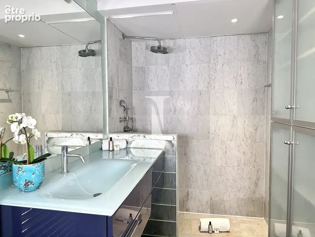 Appartement 85 m² à Paris-7e  - photo 9