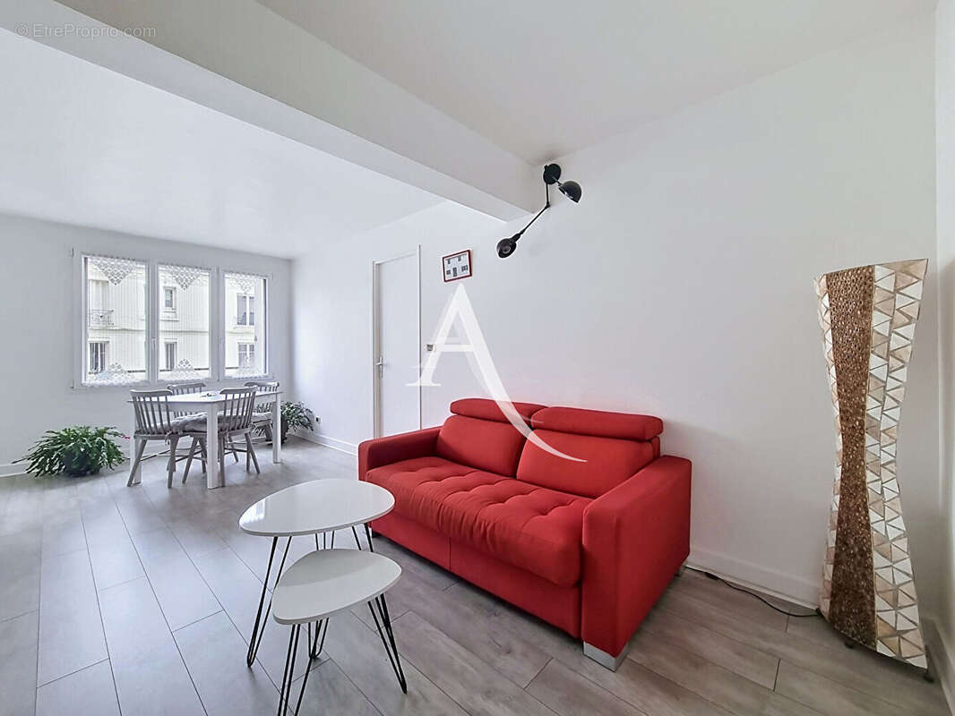 Appartement à PARIS-20E