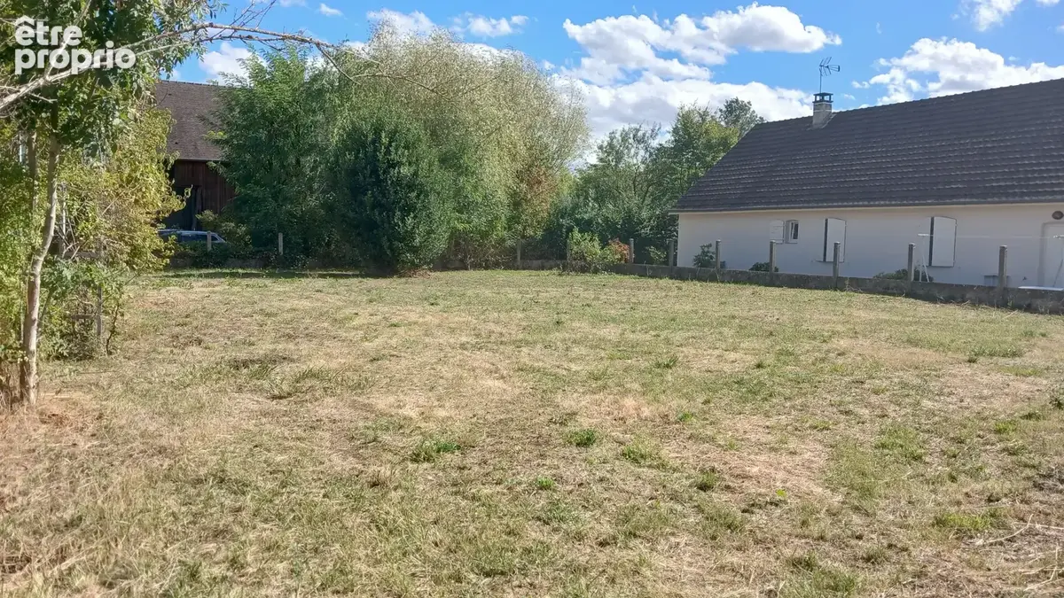 Photo Terrain à Sevrey au prix de 76 000€