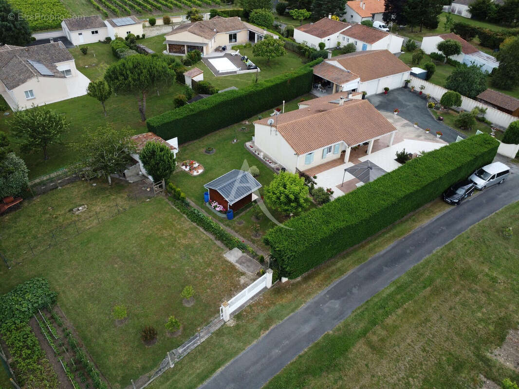 Charmante maison de plain-pied  proche de Jonzac et grand garage - photo 18