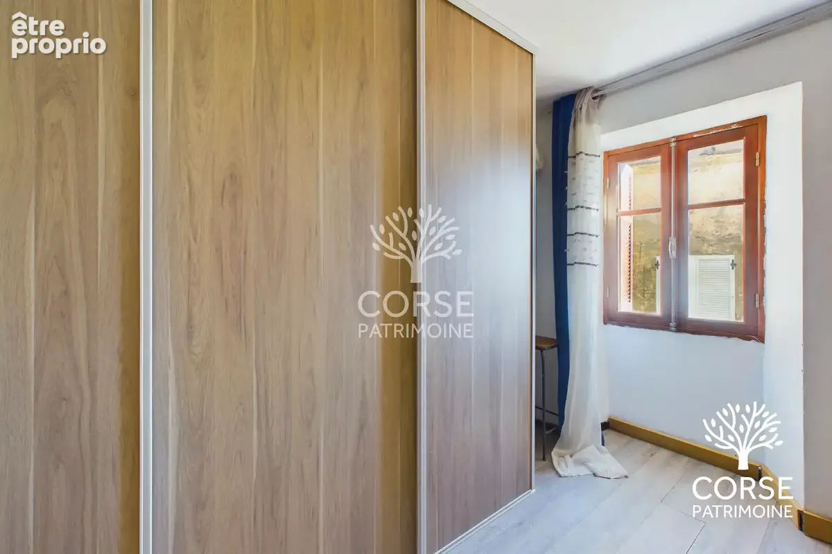 Appartement T3 rénové en plein coeur du village - photo 8