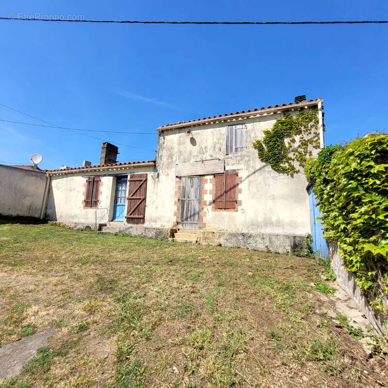 Maison à LA BOISSIERE-DES-LANDES