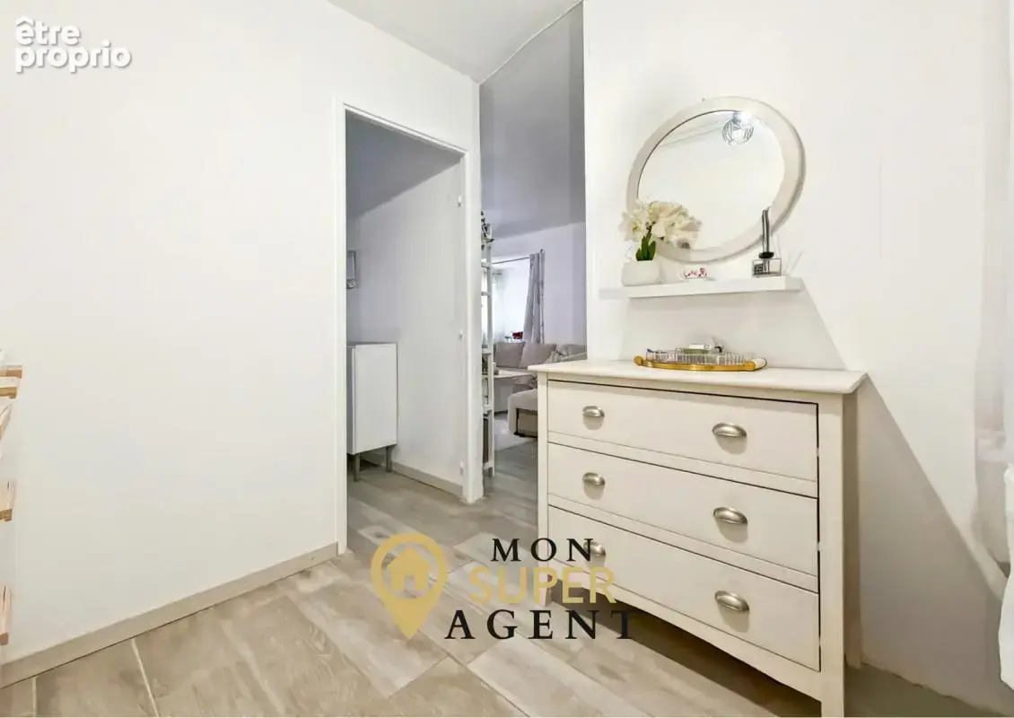 Appartement 4 pièces 82 m² à vendre à Melun (77000) - photo 5
