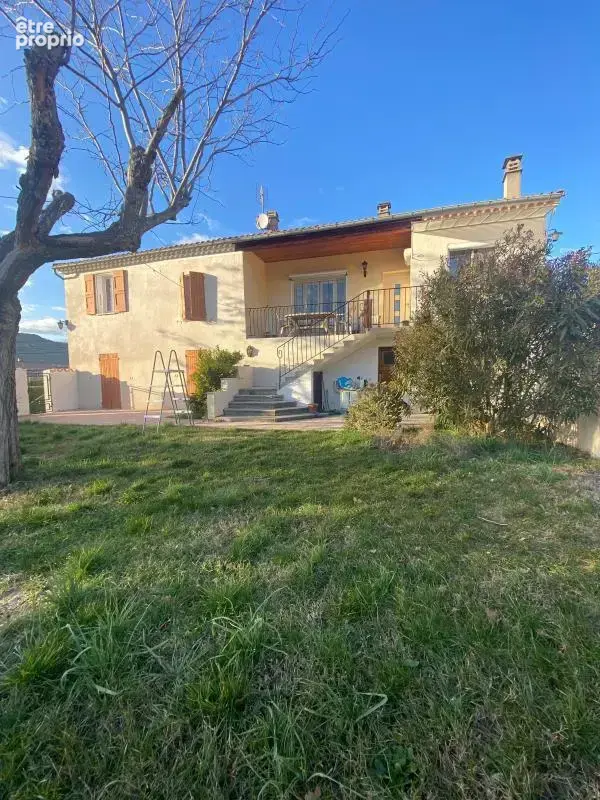 Maison à L'ESCALE