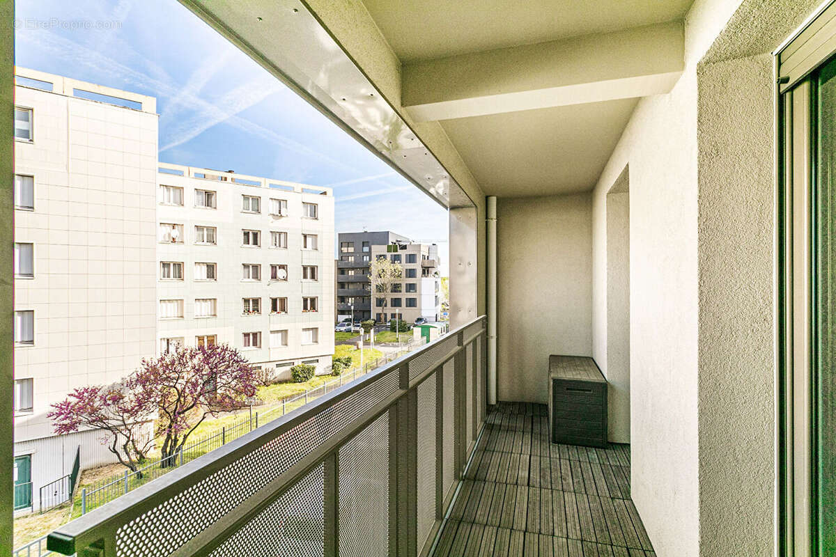 Appartement à NANTERRE