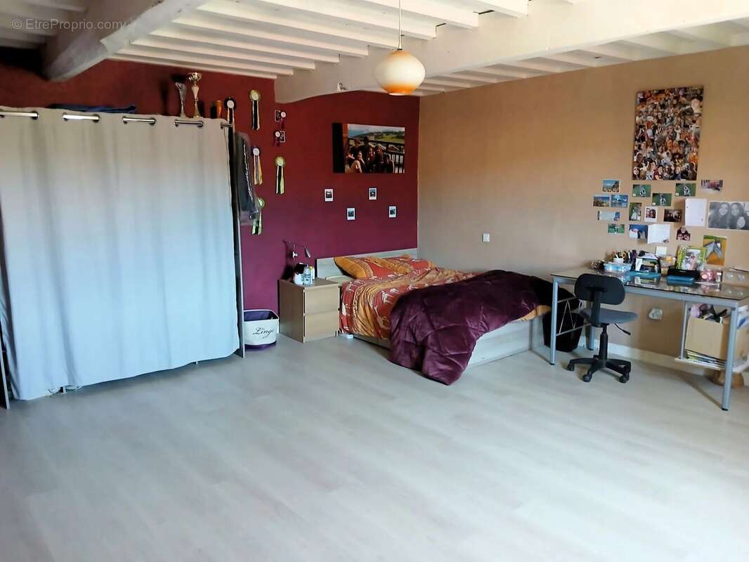 Maison à VIC-EN-BIGORRE