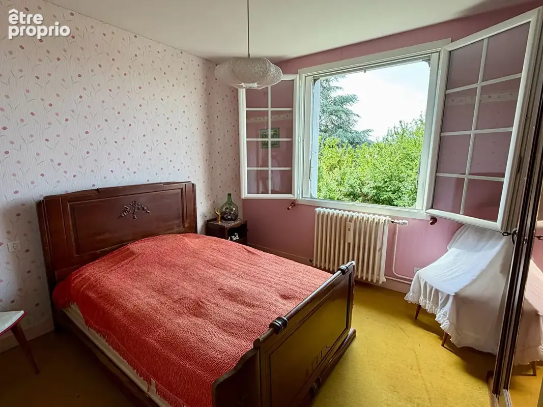 Belle maison des années 70, 4+ chambres, jardins de 2200 m², proche du centre ville - photo 10