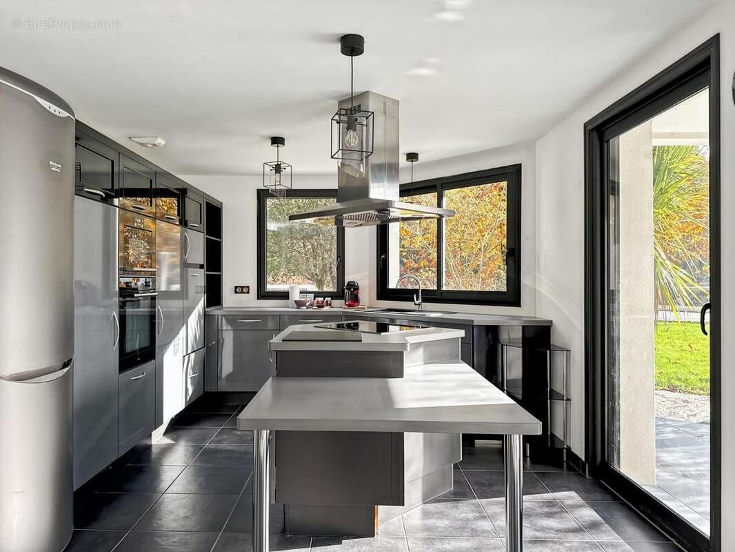 Photo 4 - Maison à LOCQUELTAS