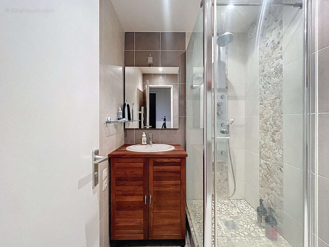 Appartement à SURESNES