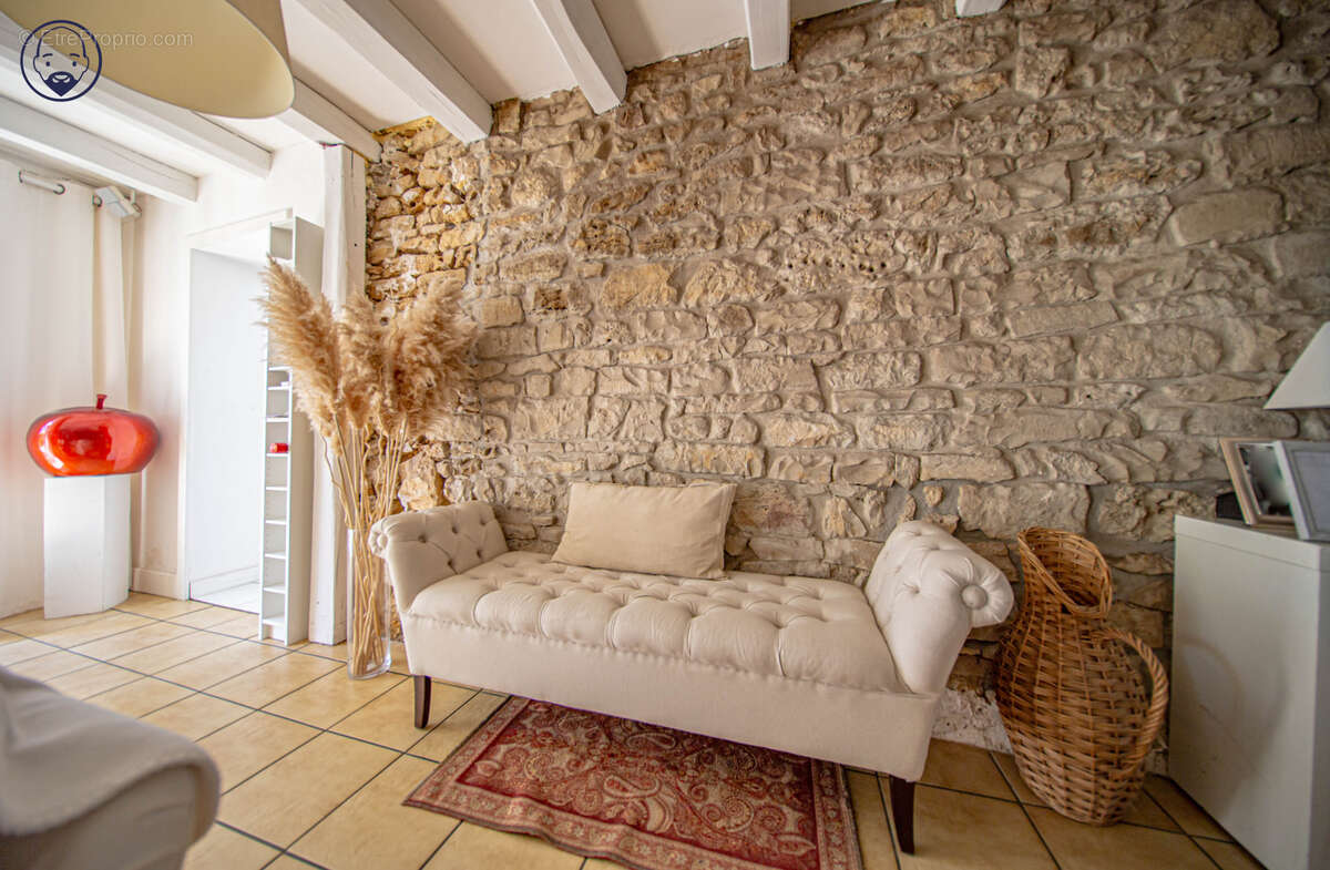 Coup de cœur ! Maison de charme avec terrasse, grand jardin et dépendance - photo 3