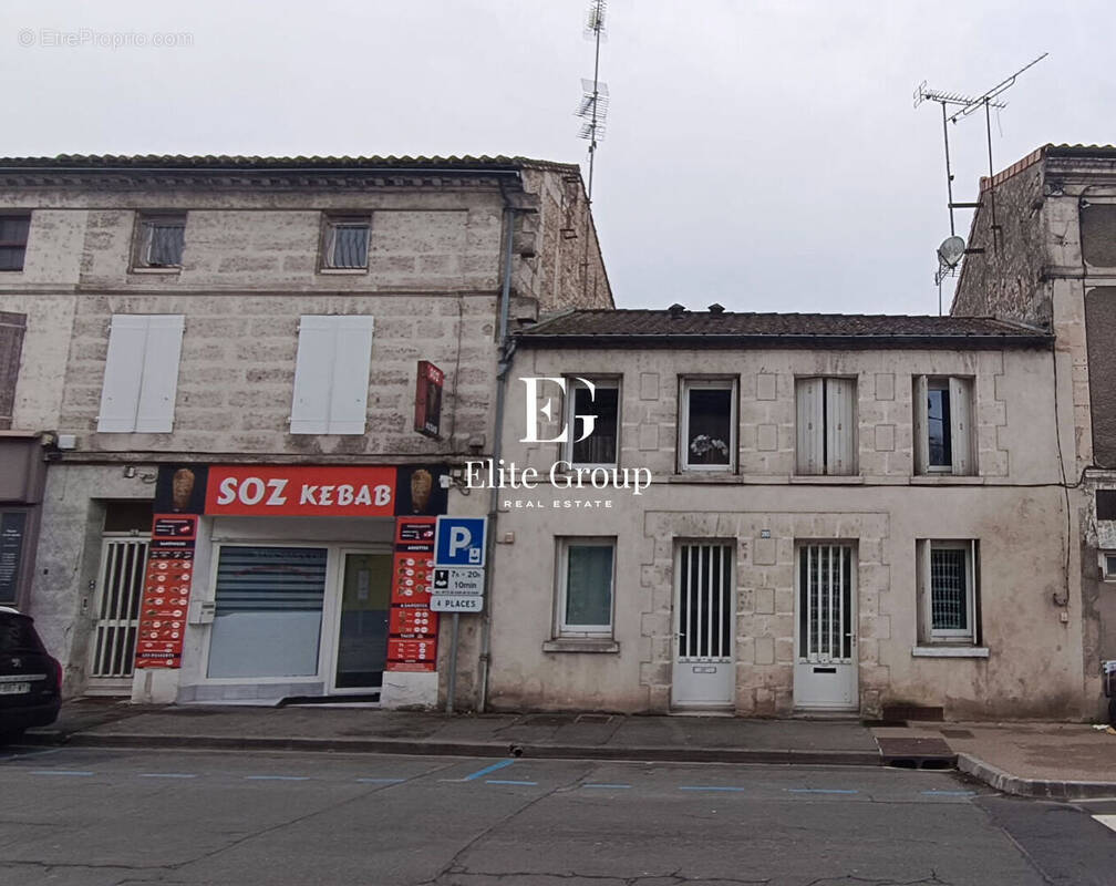 Appartement à GOND-PONTOUVRE